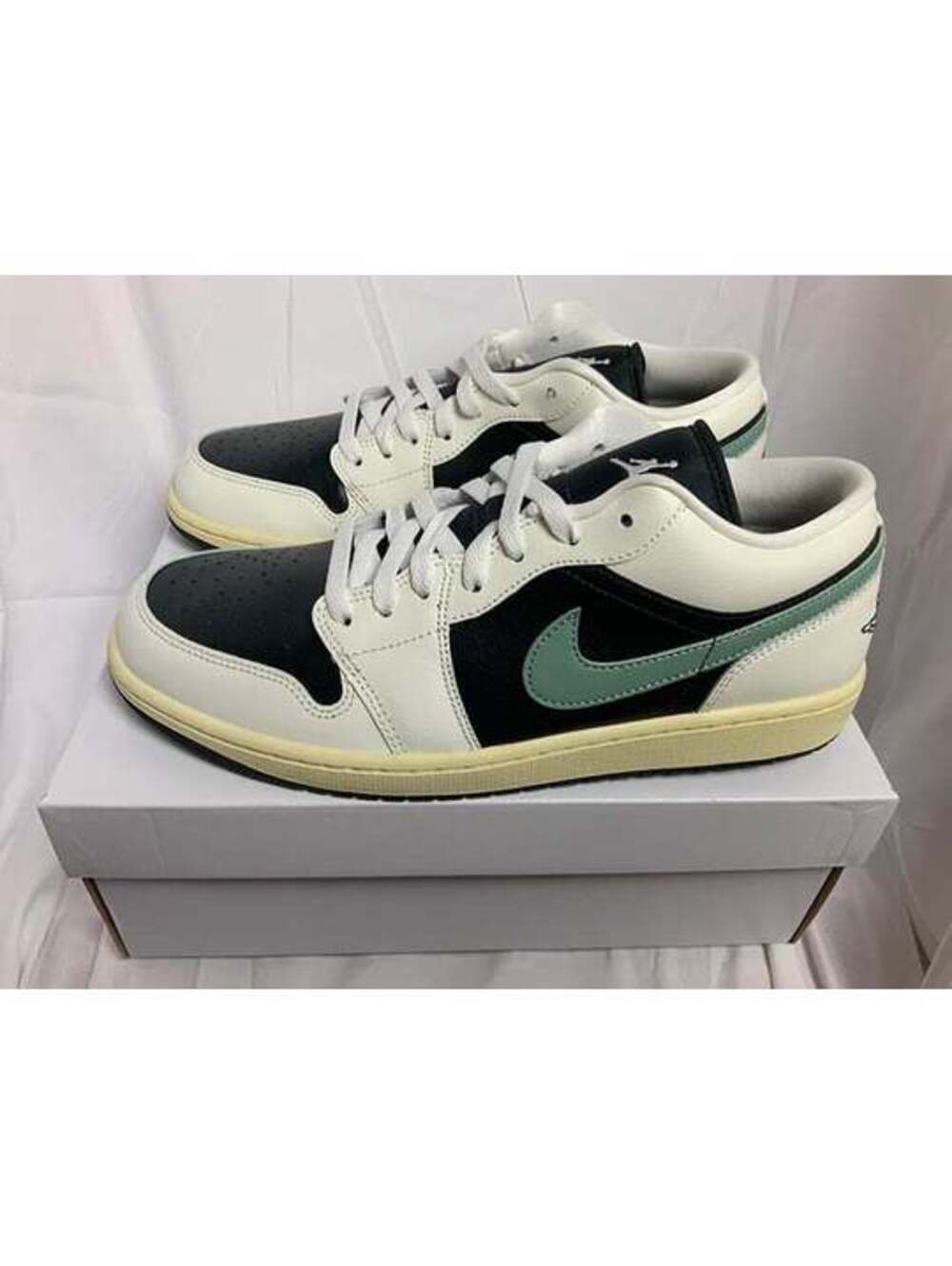 Nike Air Jordan 1 Low Women’s size 12